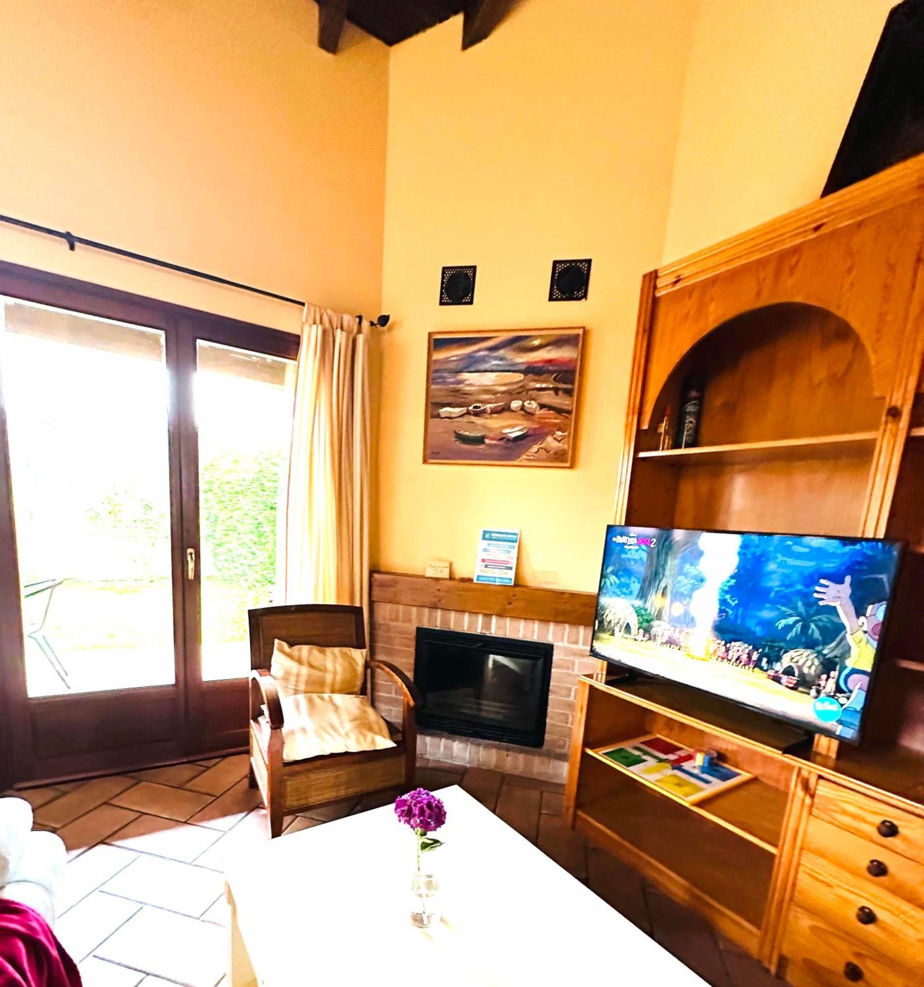 Apartamentos Rurales La Carbayala Oviñana Eksteriør billede