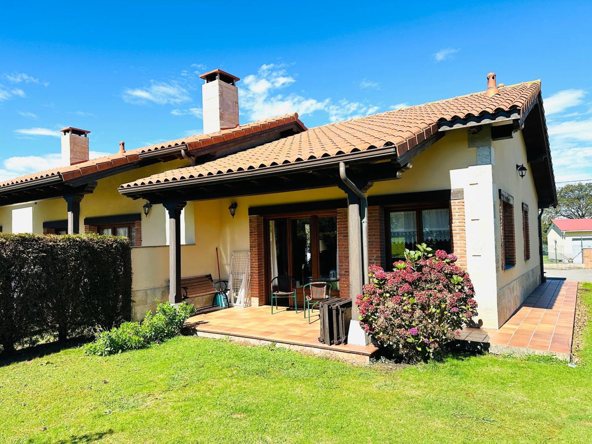 Apartamentos Rurales La Carbayala Oviñana Eksteriør billede