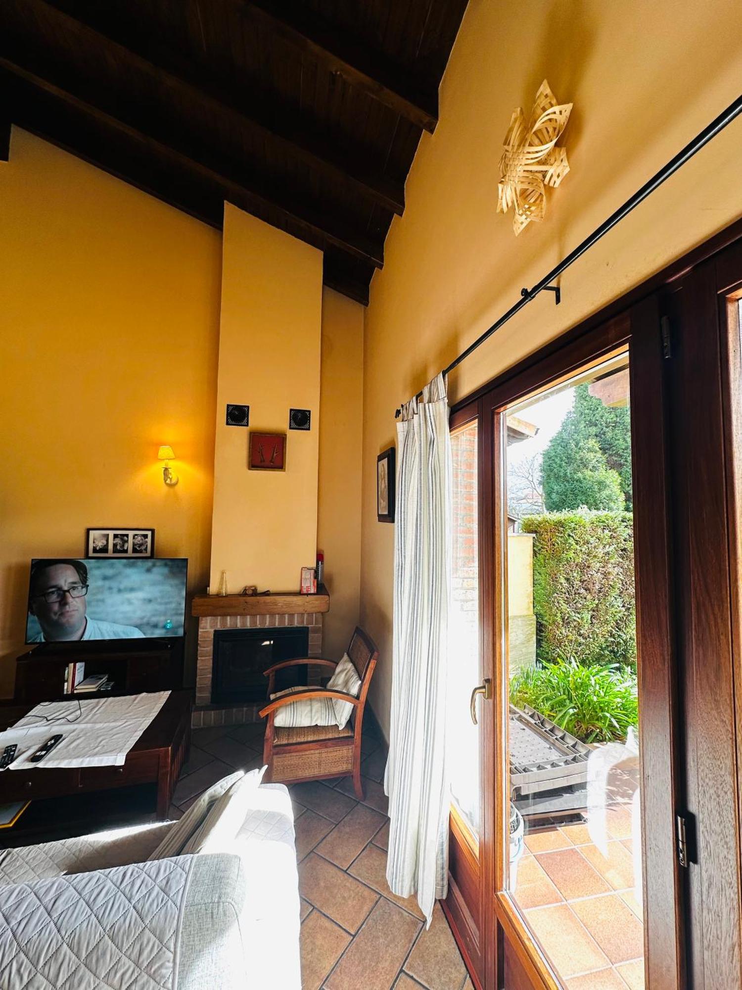 Apartamentos Rurales La Carbayala Oviñana Eksteriør billede