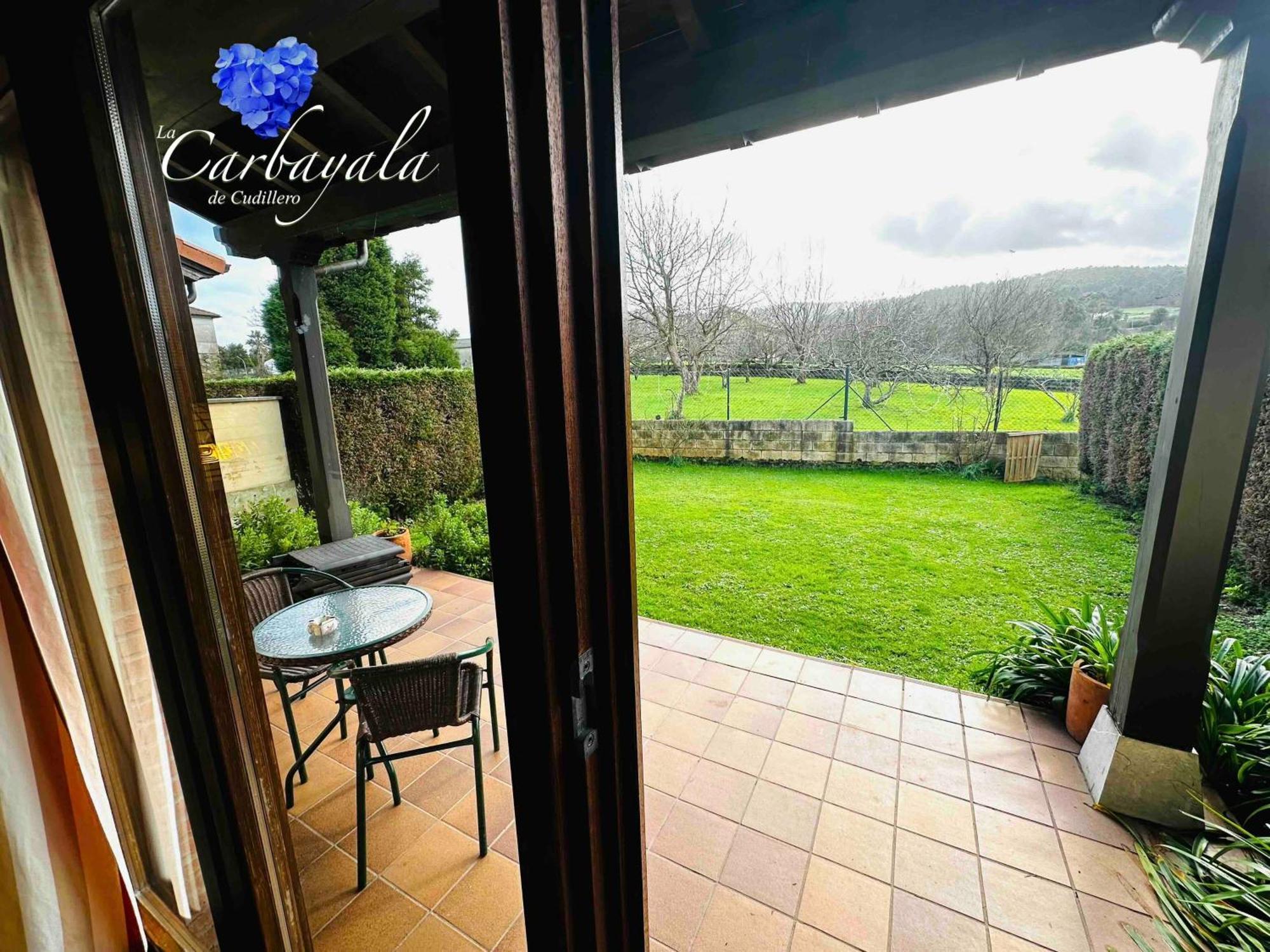 Apartamentos Rurales La Carbayala Oviñana Eksteriør billede