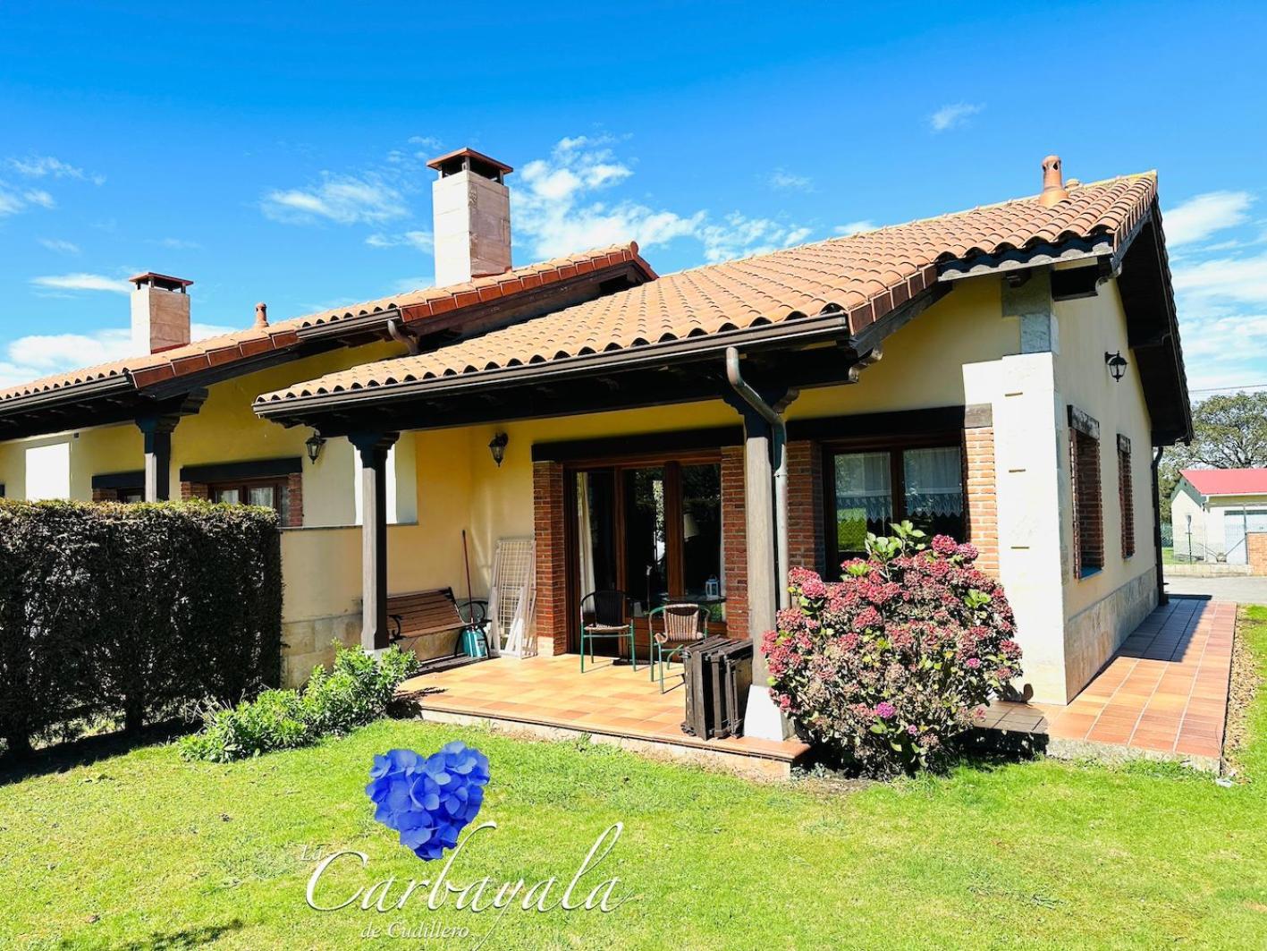 Apartamentos Rurales La Carbayala Oviñana Eksteriør billede
